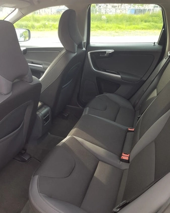 Volvo XC 60 cena 53900 przebieg: 327000, rok produkcji 2015 z Sanok małe 79